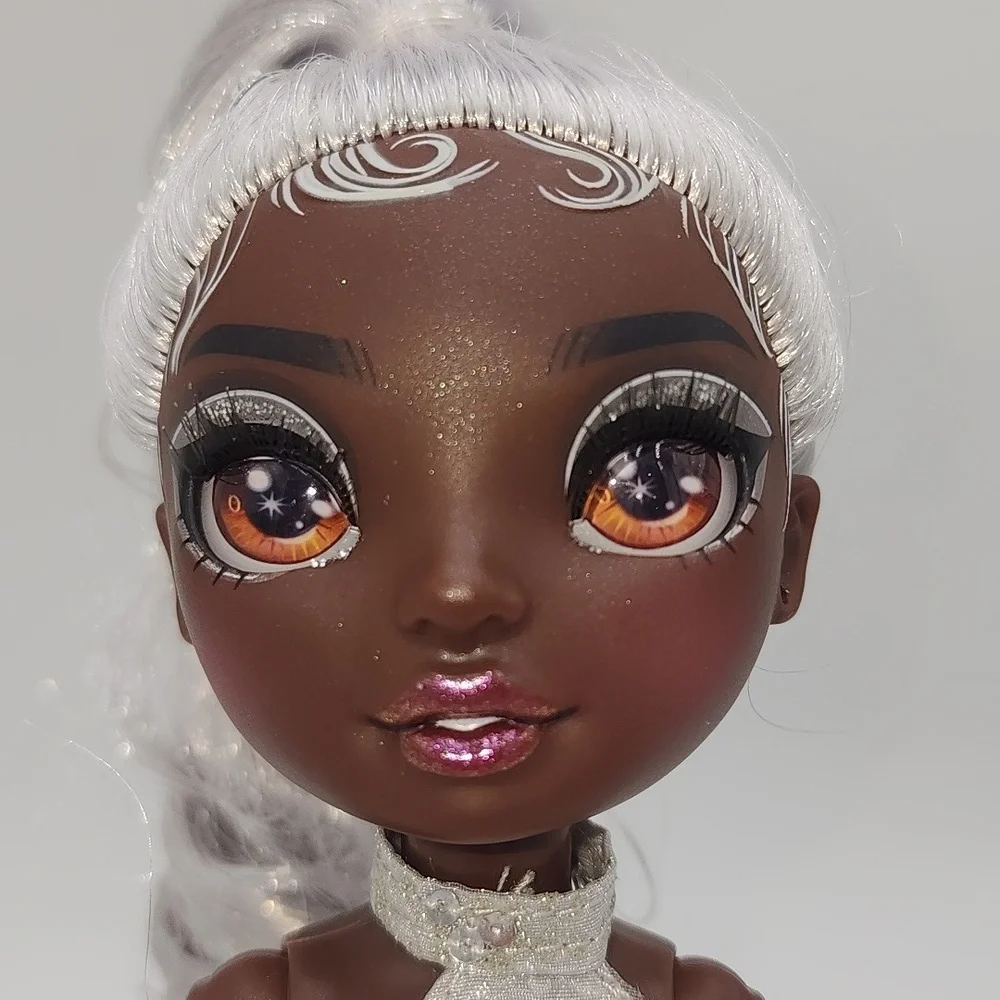 Rainbow High Divas Ayesha Sterling White Sequin Doll Outfit‎